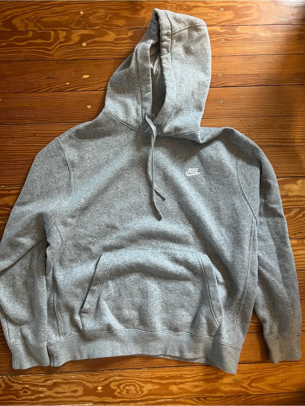 Nike Men's Heather Gray Pullover Hoodie with Small White Swoosh